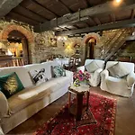 Patrizia Villa Cortona